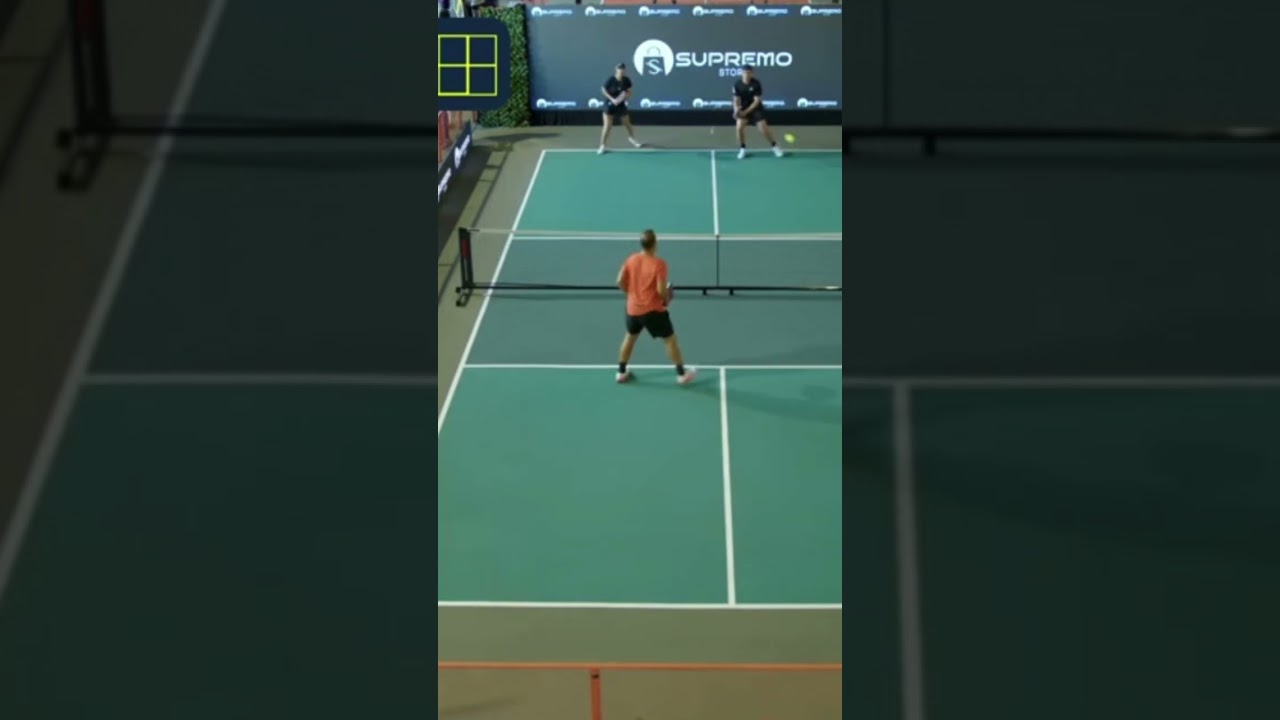 Um Ernie + Rainbow em uma jogada incrível durante a Liga Supremo de Pickleball em BH. #pickleballbh