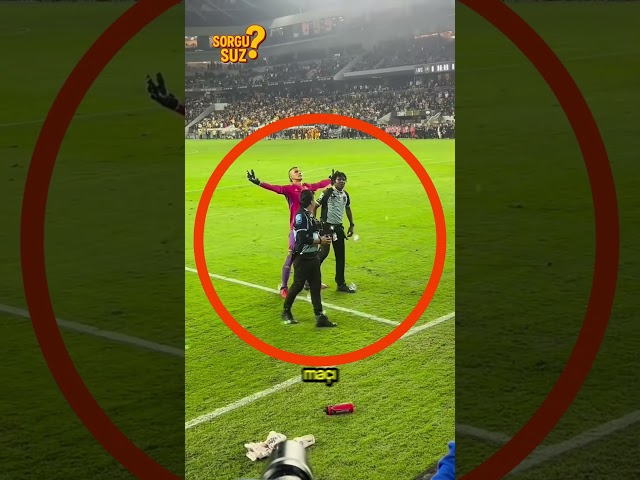 Kaleci Tribünleri Böyle SUSTURDU! 🧤😱🔥