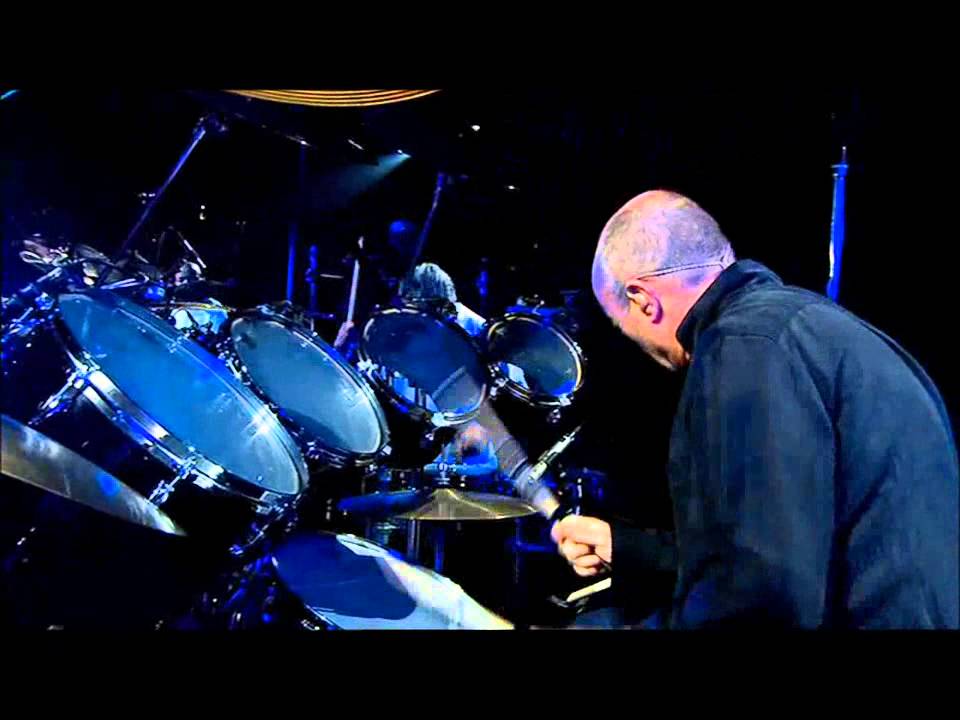 Phil Collins, Solo Batterie Live à Bercy. HD - YouTube