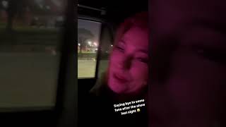 Shania Twain saying goodbye to fans as she is leaving concert in Tinley Park/Chicago, Illinois