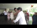 చిరంజీవి కామెడీకి నవ్వలేకపోయాడు | Pawan Kalyan Touches Megastar Chiranjeevi Feet | IndiaGlitz Telugu  - 01:49 min - News - Video