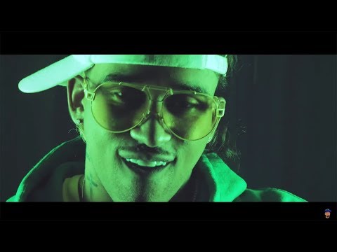 Un Ratito Mas - Bryant Myers Feat Bad Bunny | Video Oficial