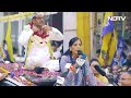 Arvind Kejriwal की आवाज को दबाने के लिए उन्हें Jail में डाला गया : Sunita Kejriwal  - 01:01 min - News - Video