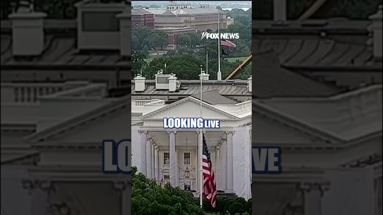 White House lowers flag to half-staff for Lindsey Graham #shorts #us #news #breakingnews