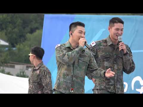 181009 삼행시 못해서 무릎 꿇은 태양 (동영배 TAEYANG) @ 지상군페스티벌 2018