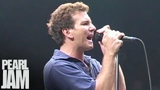 Yellow Ledbetter (Pearl Jam Live On 10 Legs)