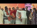 Congress Leader V.Hanumantharao Fires On PM Modi | అభివృద్ధి చేస్తే ఉచిత రేషన్ ఎందుకు ఇస్తున్నారు?  - 02:06 min - News - Video