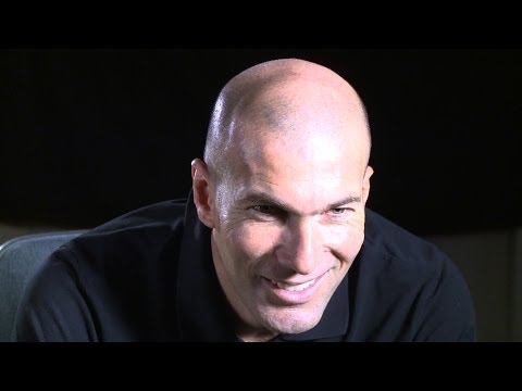 Zidane answers FIFA's Facebook fans - YouTube