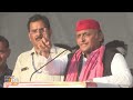 Jo shehzada bol rahe hain woh sunn len..Akhilesh Yadav Slams PM Modi at Varanasi Rally  - 03:32 min - News - Video
