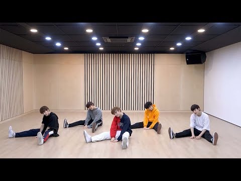 TXT (투모로우바이투게더) - 어느날 머리에서 뿔이 자랐다 (CROWN) Dance Practice (Mirrored)
