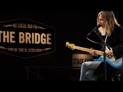 The Japanese House - 'Teeth' I The Bridge 909 in Studio