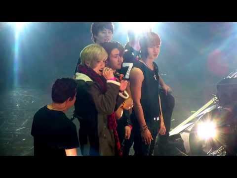 Exo Kris & Suho at Super Junior, Super Show 5 London 09/11/13