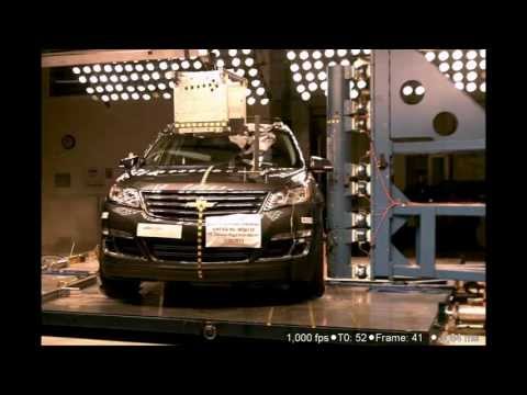 Teste de acidente de vídeo Chevrolet Traverse desde 2008