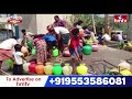 తాగునీళ్లకచ్చిందిట కరువు..రోడ్డెక్కి ఆందోళన చేసిర్రు మహిళలు | Mission Bhagiratha |Jordar News | hmtv  - 02:00 min - News - Video
