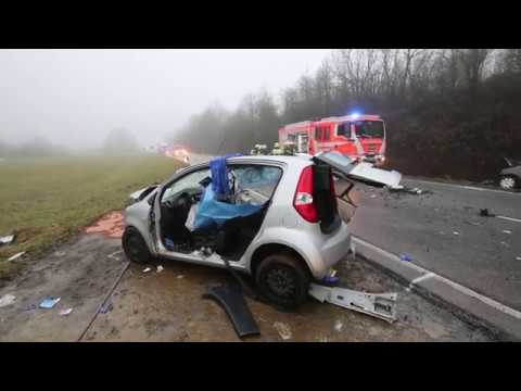 Tödlicher Frontalzusammenstoß auf der B455 bei Naurod – Zwei eingeklemmte Personen