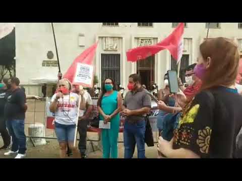 Solange Cristina Ribeiro no ato do Dia Nacional de Luta contra a PEC 32