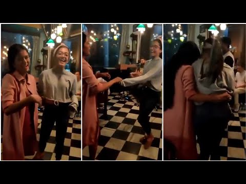 Rashmika Mandanna dances with her friend, video goes viral