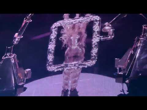 Beyonce - Cozy [Live] Cowboy Carter World Tour Opening Night