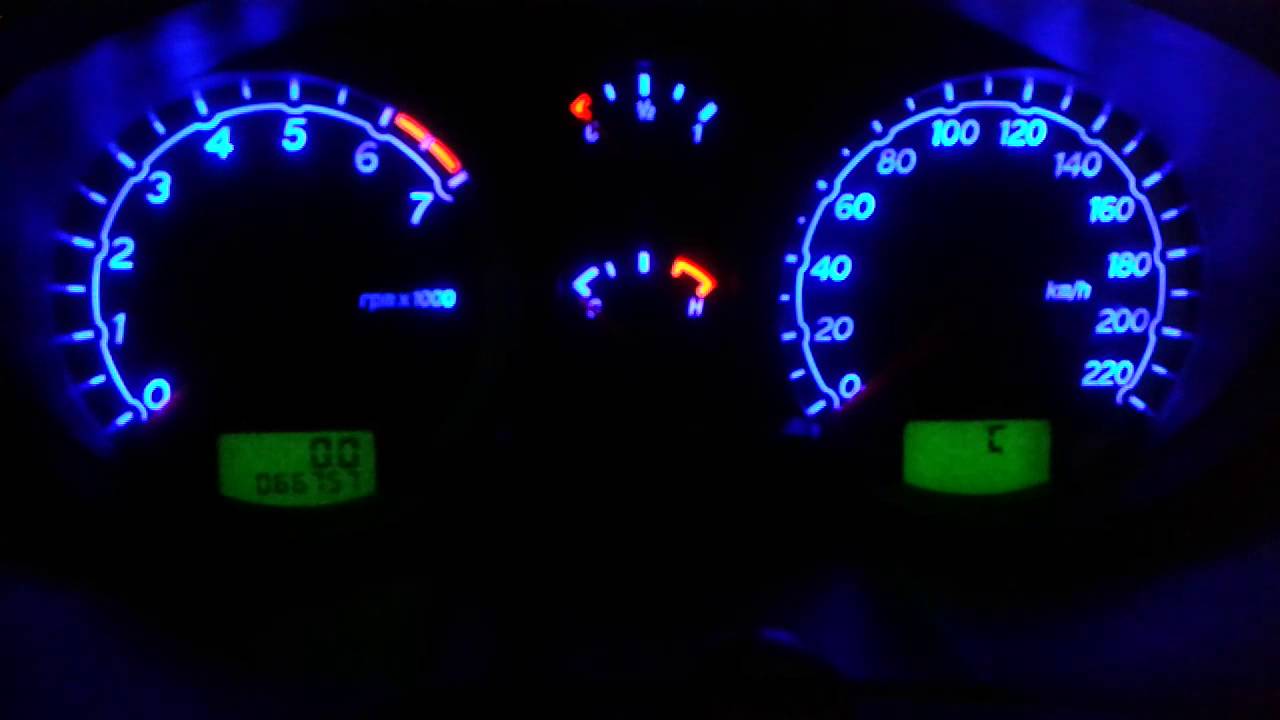 Painel Ecosport 2008 com LEDs azuis - YouTube