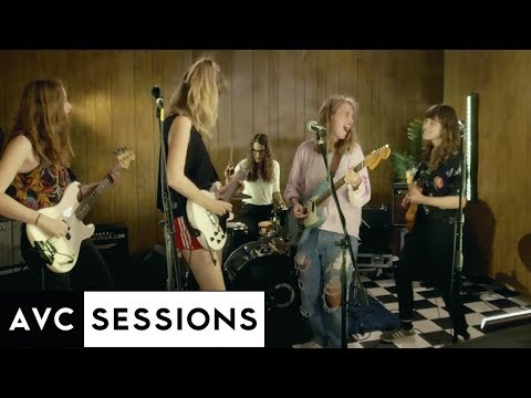 Marika Hackman performs