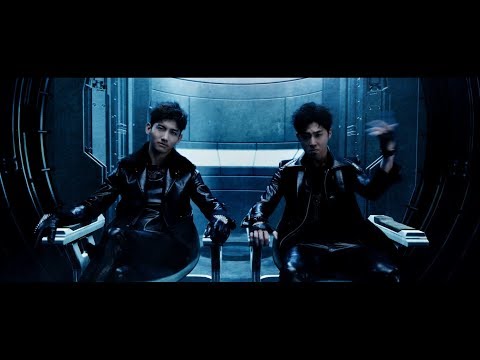 東方神起 / 「Reboot」MUSIC VIDEO(Short ver.)