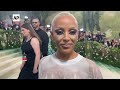 Doja Cat explains her Met Gala look  - 00:14 min - News - Video