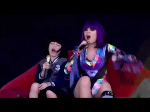 Adrianna Bertola & Jessie J ' Whos Laughing Now' Live V Festival 2011