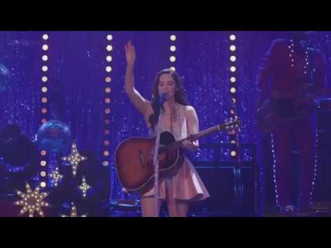 Kacey Musgraves - Mama's Broken Heart (Live at Royal Albert Hall)