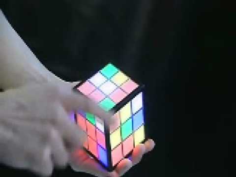Електронска Рубикова коцка