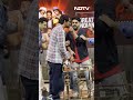 The Great Indian Kapil Show के Set पर Kapil Sharma का एडवांस बर्थडे सेलिब्रेशन