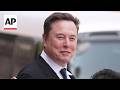 Elon Musk is officially a trillionaire. Heres what $1,000,000,000,000 looks like