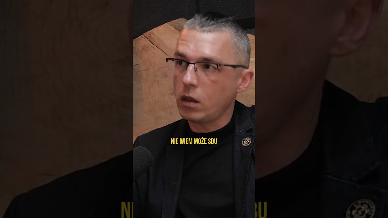 Karetki stoją schowane w Ukraińskim szpitalu zamiast na froncie