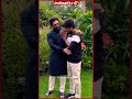 అల్లు అర్జున్ ని చూసి ఏడ్చేసిన వీరభిమానాడు | Allu Arjun Die hard fan emotional after seeing him  - 00:44 min - News - Video