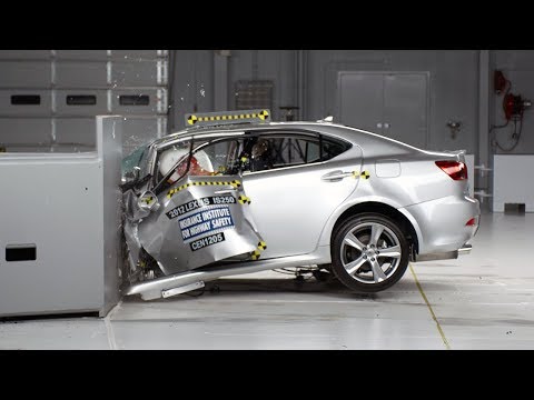 Video Crash Testa Lexus je od leta 2005