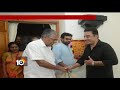 Saffron is not my Colour Says Kamal Haasan after meeting Kerala CM Pinarayi | 10TV