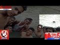 Selifie Craze:Bengaluru Group Selfie Of Students Shows One Of Them Drowning