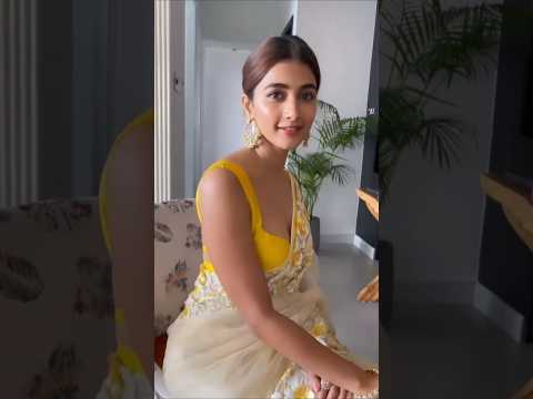 Actress Pooja Hegde #poojahegde #love #bollywood #newsong