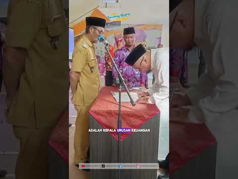 Mandalaherang Lantik 2 Perangkat Desa