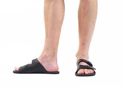 Stone Grey pair of mens Barefoot Sandals mens barefoot image 7  Hombres  descalzos, Sandalias de pies descalzos, Sandalias masculinas