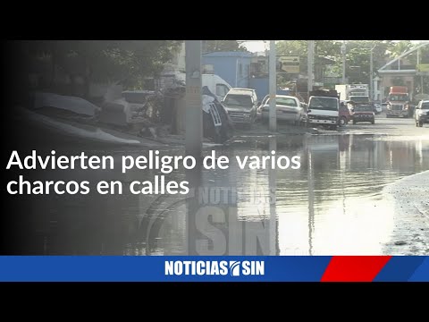 Advierten peligro de varios charcos en calles