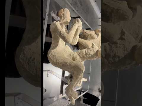Horrific Tragedy In Pompeii, Italy 1946 Years Ago! #travel  #pompeii #italy  #volcanoeruption