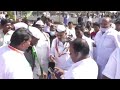 Video: Congresss DK Shivakumar Refers To Rajiv Gandhi In Selfie Snub  - 00:11 min - News - Video