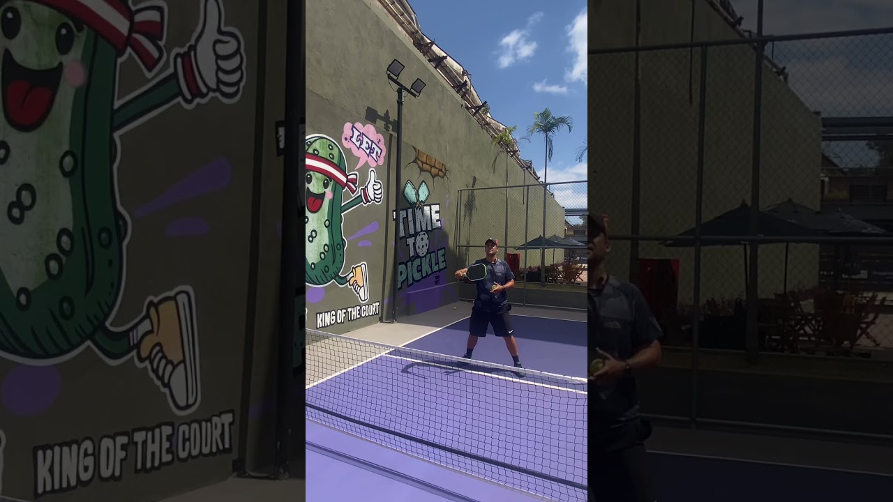 Dica para melhorar seus voleios em uma batalha de mais em uma partida de pickleball. #pickleballbh