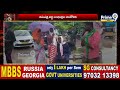 LIVE🔴:మామూలు జ్వరంతో ఆస్పత్రికి యువకుడు..వైద్యుల నిర్లక్ష్యం నిండుప్రాణం బలి | Asifabad Emotional - 00:00 min - News - Video