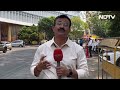 Amber Dalal News: सैकड़ों लोगों के हज़ारों करोड़ रुपये डुबाने वाला अंबर दलाल देहरादून से गिरफ्तार  - 02:40 min - News - Video