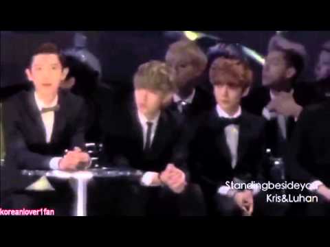 131122 FANBOY CHANYEOL+EXO during DARA's SOLO PARTS!