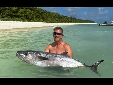 Spearfishing Giants at Cocos Keeling island! (GT rock fishing, Shark attacks, spearfishing Giants)