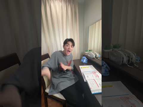 英語勉強中…【アロハ・エコモ・マイ/リロアンドスティッチ】踊ってみた🕺✨#Shorts