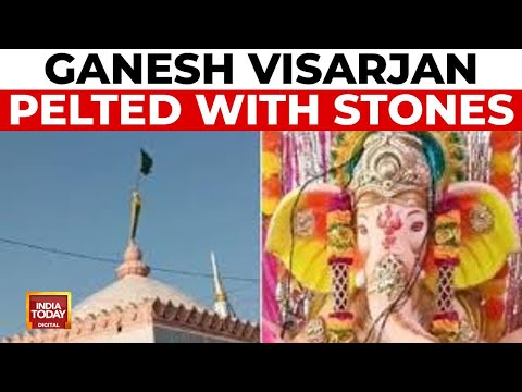 Clashes In Karnataka's Mandya As Stones Thrown During Ganpati Procession | India Today