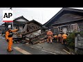 Rescatistas trabajan contrarreloj para hallar sobrevivientes tras potente sismo en Japón
